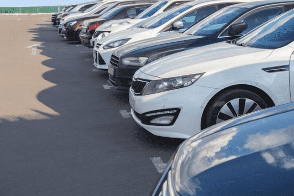 Список наиболее подходящих автомобилей для семьи